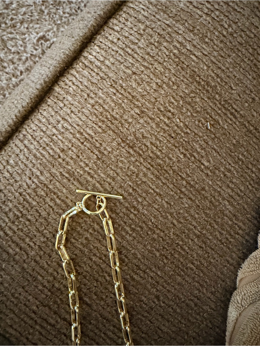 Gold Chain Toggle Necklace - Women's Fashion Jewelry